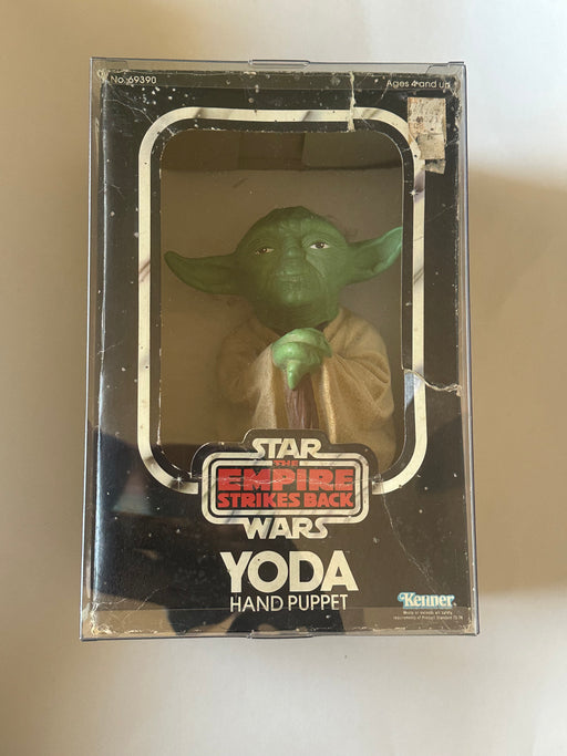 Vintage 1980 Kenner Star Wars The Empire Strikes Back Yoda Hand Puppet complete in original box with ESB packaging and display case